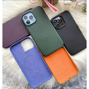 Capinha de Couro Leather Case com Magsafe — Iphone e Samsung